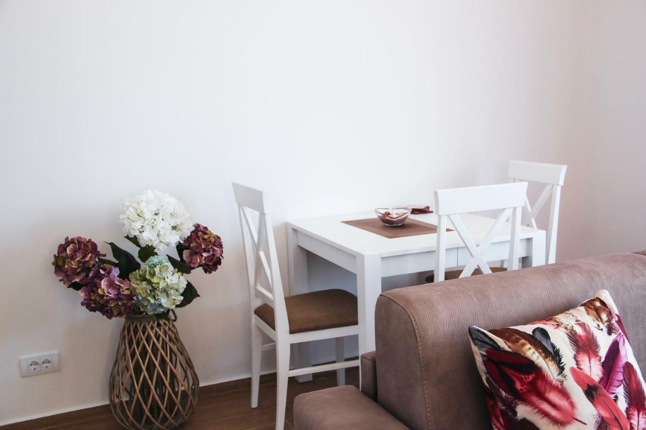 Apartments Tramonto Тиват Екстер'єр фото
