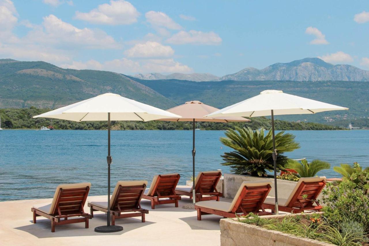 Apartments Tramonto Тиват Екстер'єр фото