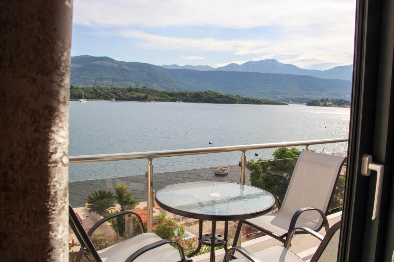 Apartments Tramonto Тиват Екстер'єр фото