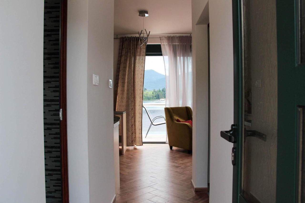 Apartments Tramonto Тиват Екстер'єр фото