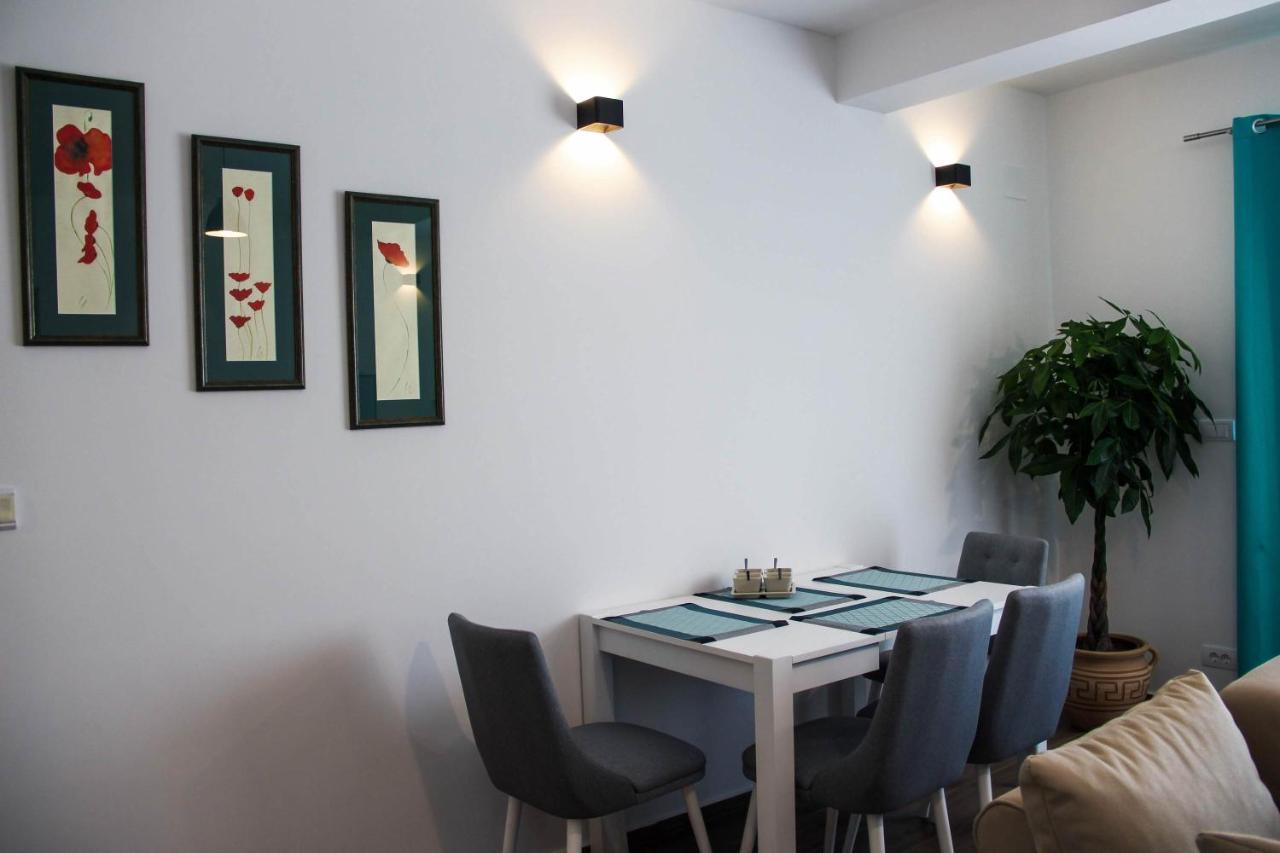 Apartments Tramonto Тиват Екстер'єр фото